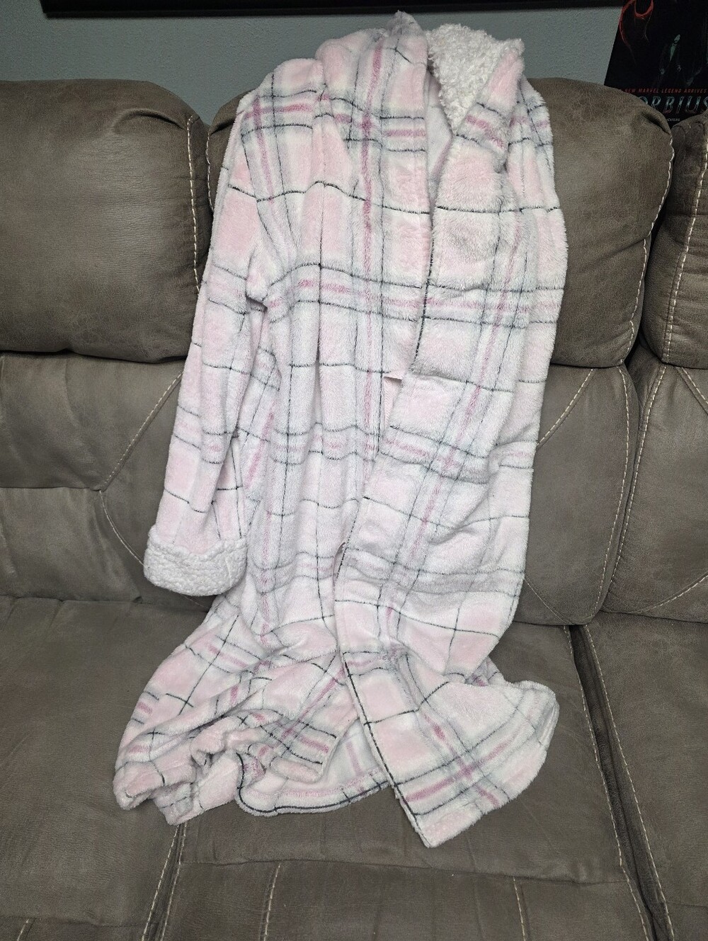 Secret Treasures Pink and White Plaid Sherpa-Lined Kids Robe